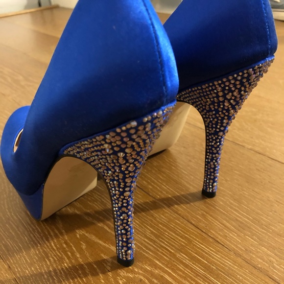 Steve Madden Cobalt Blue Jeweled Satin Pumps - Picture 4 of 8